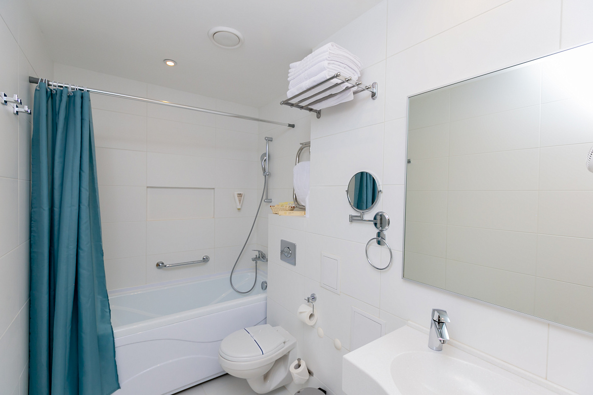 Джуниор Сюит (Junior Suite)