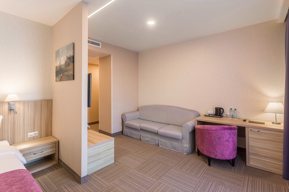 Джуниор Сюит (Junior Suite)