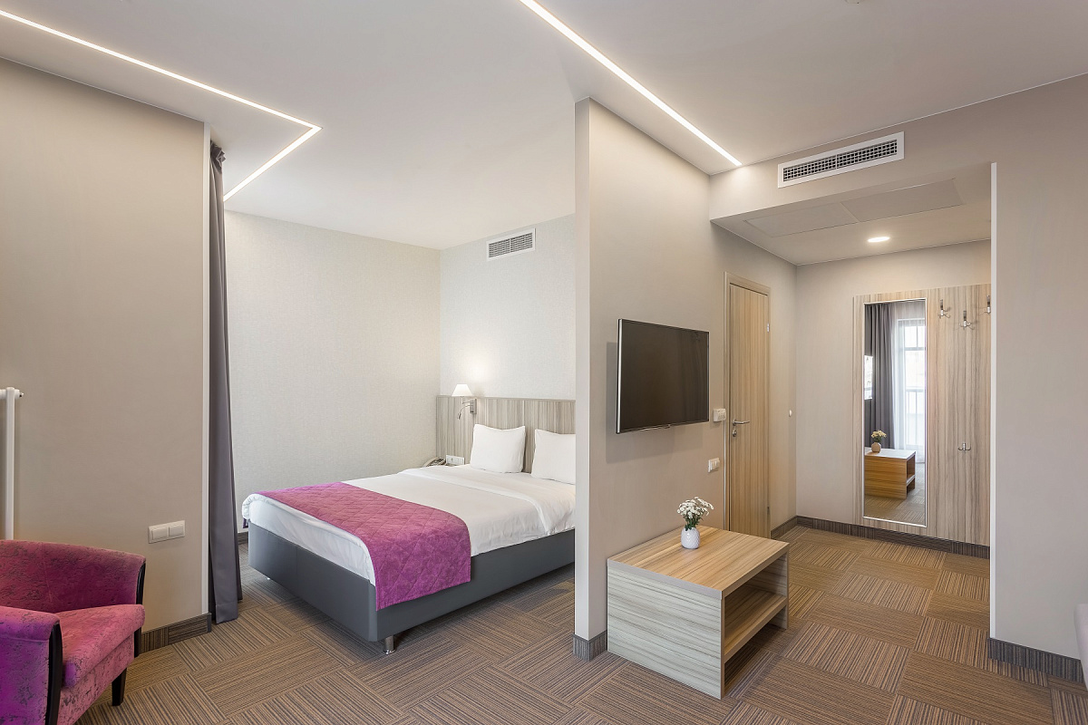 Джуниор Сюит (Junior Suite)